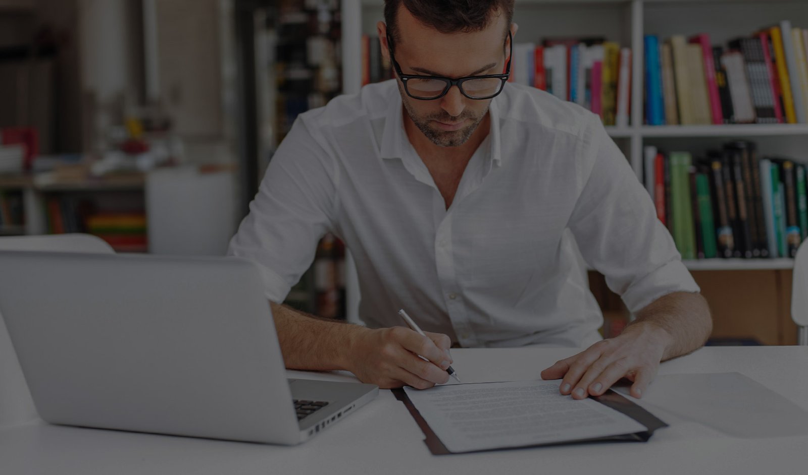 home_minimal_sectionbg3